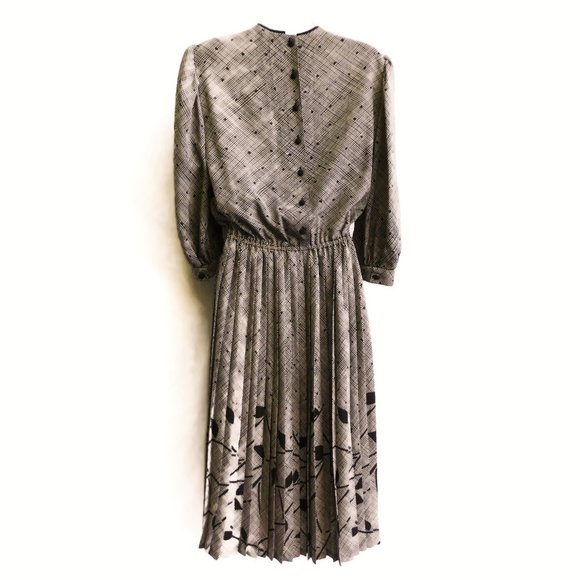 Vintage Secretary Beige Dress Black Geometric Leaf Design Puff Sleeves Pleated - Picture 3 of 10